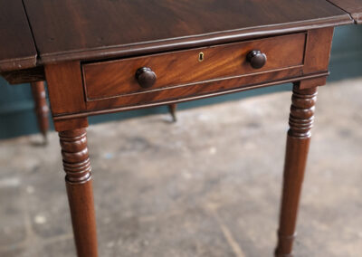 OP Woodcraft Pembroke Mahogany Drop Leaf Table